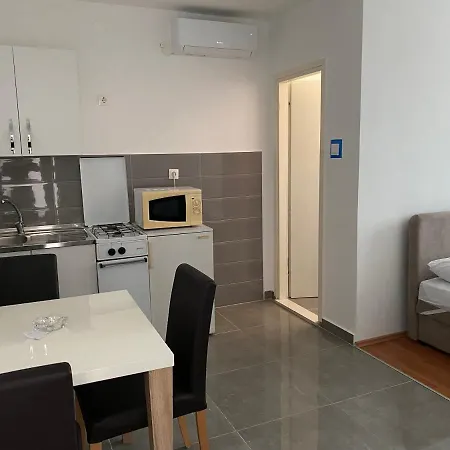 Apartments Nada Stara Novalja Exterior photo